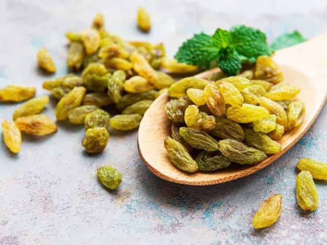 کشمش سبز خانگی مناسب میان وعده سالم